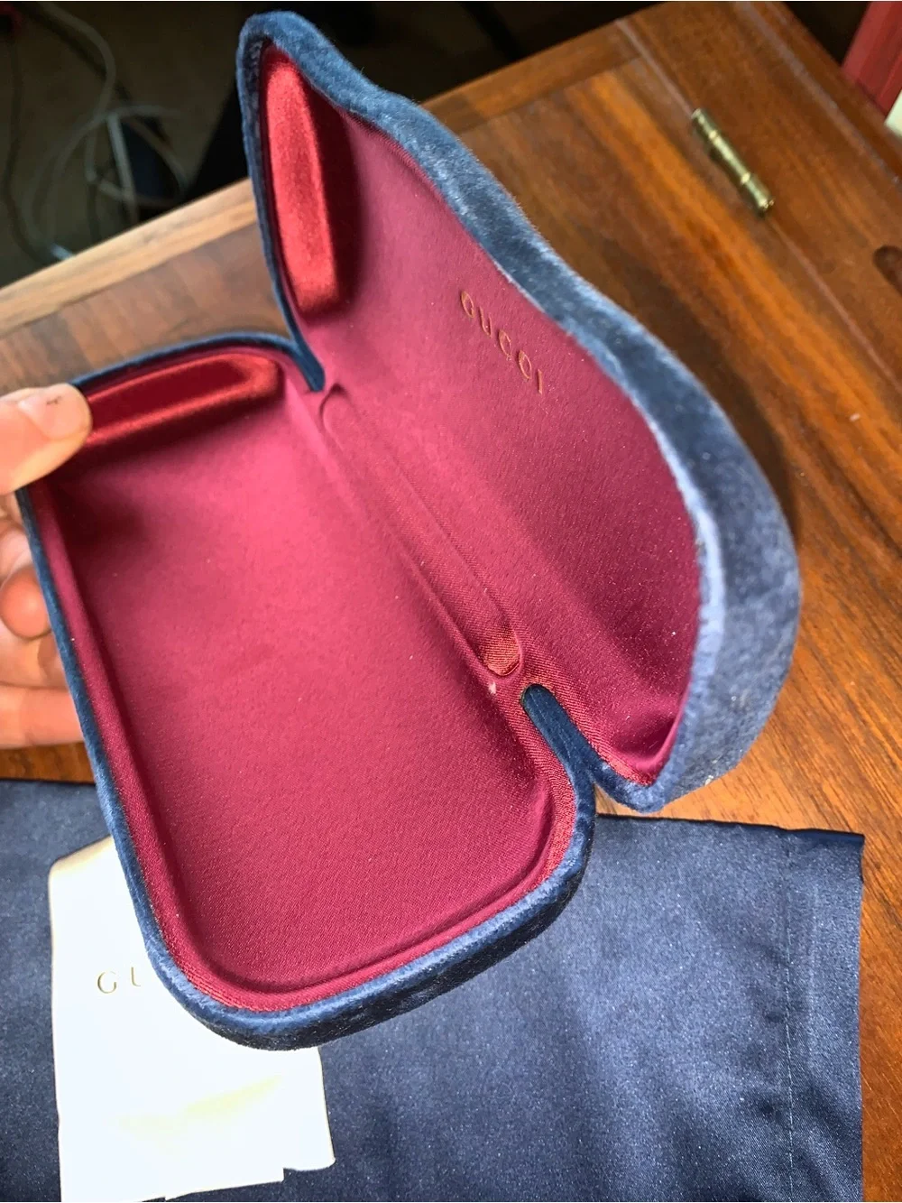 Gucci glasses case, velvet blue with cloth and dust bag